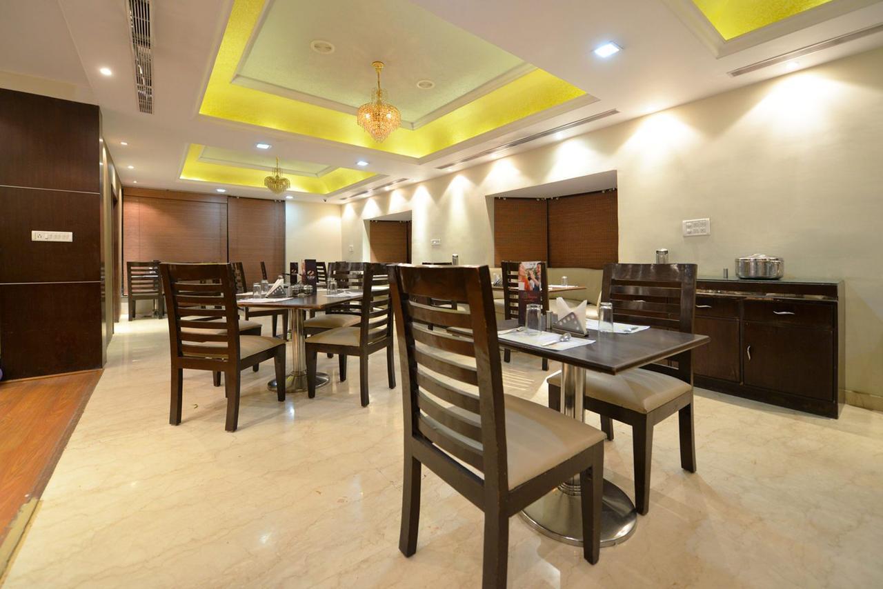 Mourya Lords Inn Kurnool Exterior foto